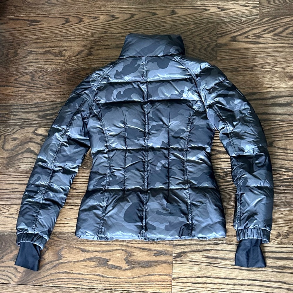 SAM Freestyle Fitted Black Camouflage Down Jacket - Picture 10 of 15